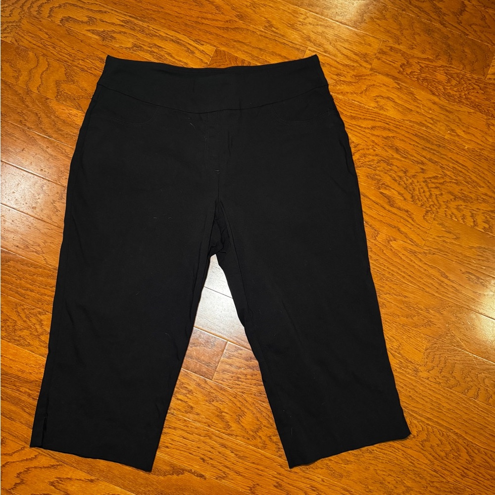 Ruby Rd. Women’s Petite 16P Black Capri Pants